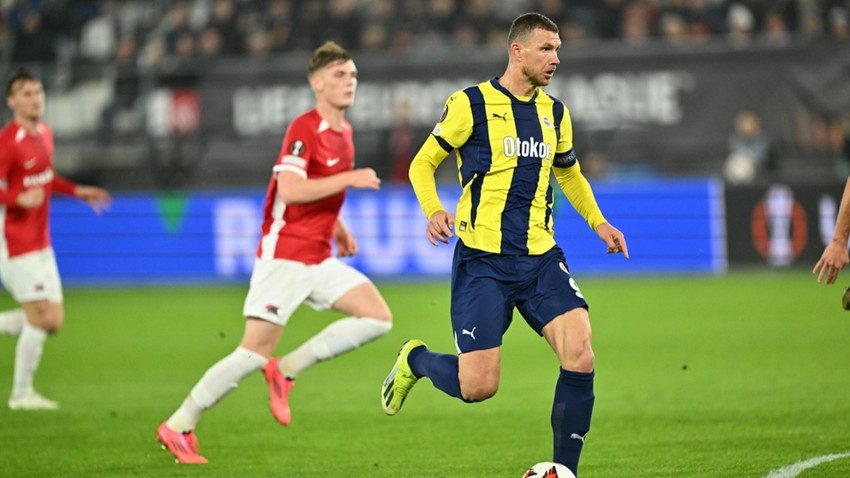 Safa Kar yazdı l Kartal uçtu, Aslan kükredi, Kanarya sustu!