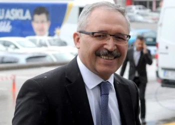 Abdulkadir Selvi’den ‘kayyım’ iddiası: ‘Bu bir başlangıç gibi gözüküyor’