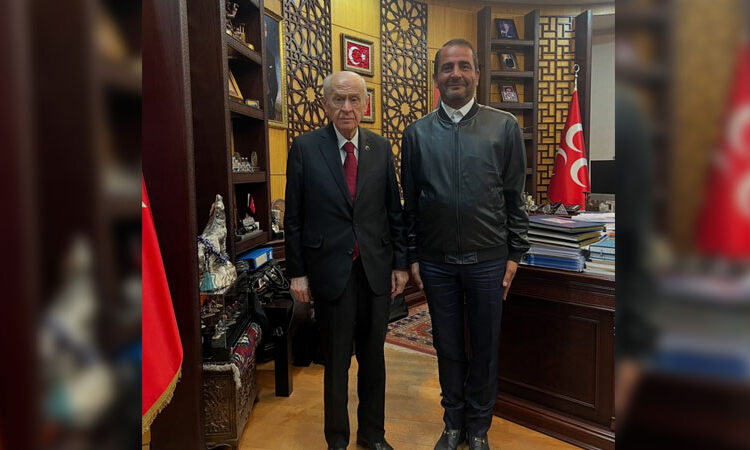 Ergin kardeşlerden Bahçeli'ye ziyaret: Abilerime hediye gönderdi 1 Ergin kardeşlerden Bahçeli’ye ziyaret: Abilerime hediye gönderdi