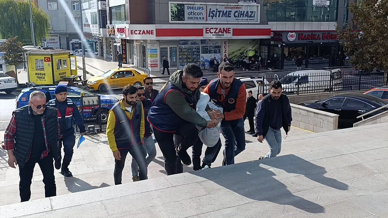 9 aylık bebeklerini istismar etmişlerdi... Tutuklanan baba cezaevinde ölü bulundu iddiası