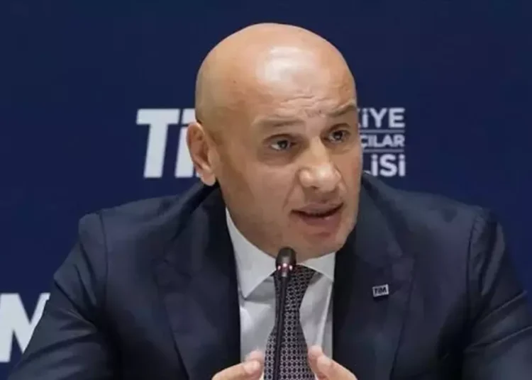 TİM Başkanı’ndan geri adım: Ülke batmıyor, firmalar batıyor 1 TİM Başkanı’ndan geri adım: Ülke batmıyor, firmalar batıyor