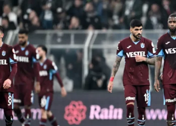 Kamil Aslan’ın yorum haberi l Trabzonspor’da yönetim mutlaka değişmeli