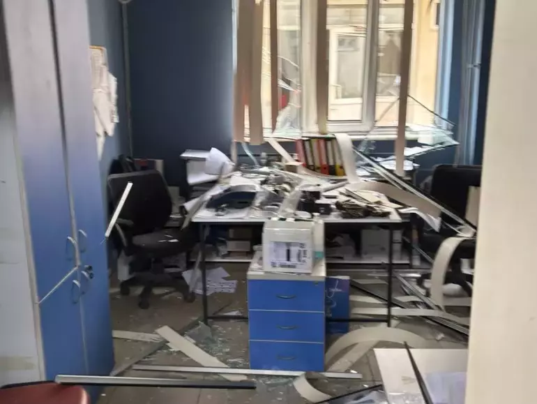 TÜPRAŞ'tan açıklama: 12 işçi hafif şekilde yaralandı 7 TÜPRAŞ'tan açıklama: 12 işçi hafif şekilde yaralandı