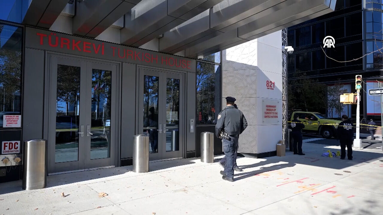 New York’ta 2 kişiyi öldüren saldırgan Türkevi’nin önünde yakalandı