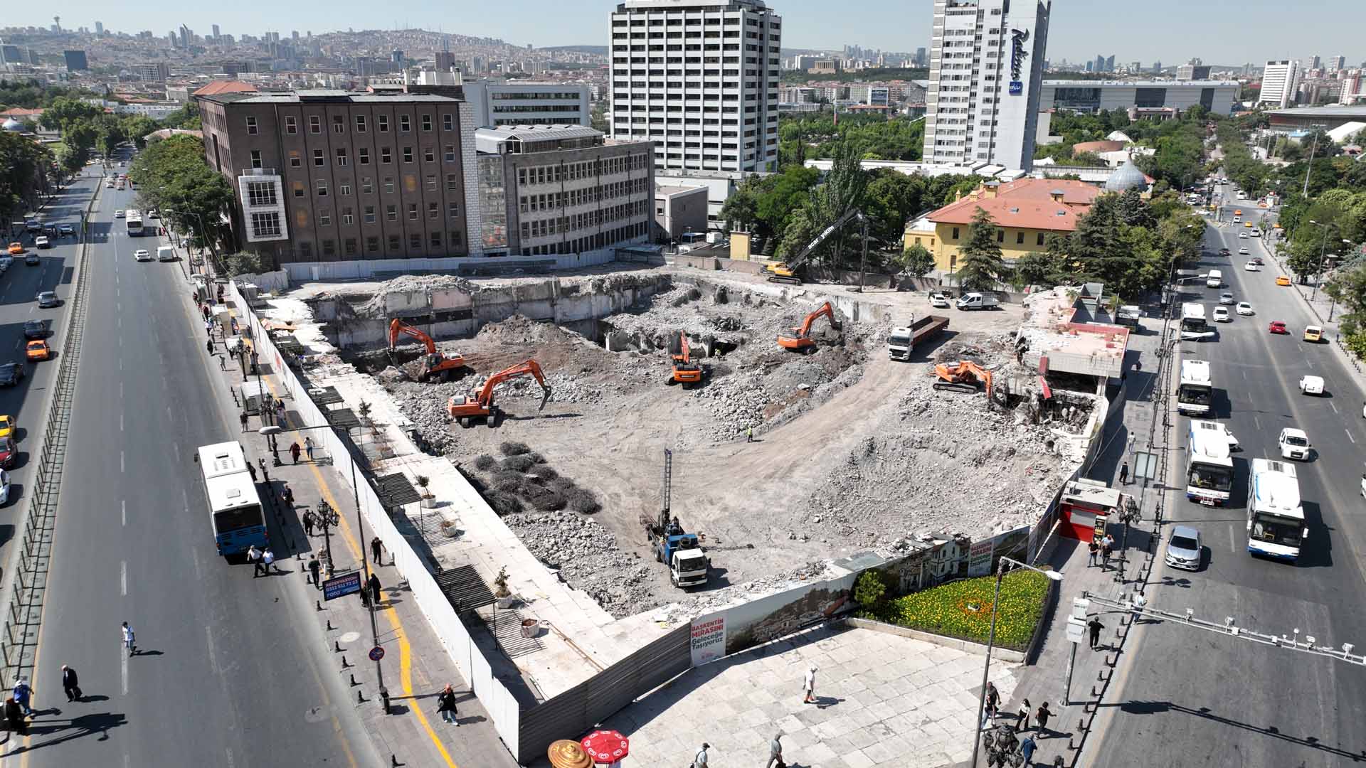 Ali Yazar yazdı l Ulus’tan Kale’ye doğru geziyoruz