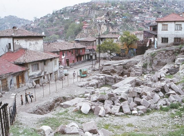 Ali Yazar yazdı l Ulus’tan Kale’ye doğru geziyoruz
