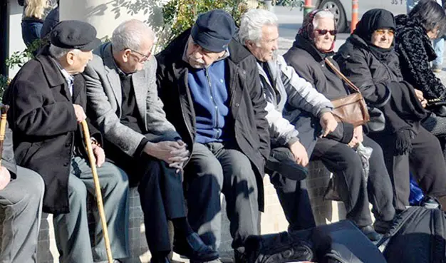 Suna Yaman yazdı I 60 yaş üstü anayasası: Yaşlıların mutluluğu için neler yapılmalı? 1 Suna Yaman yazdı I 60 yaş üstü anayasası: Yaşlıların mutluluğu için neler yapılmalı?