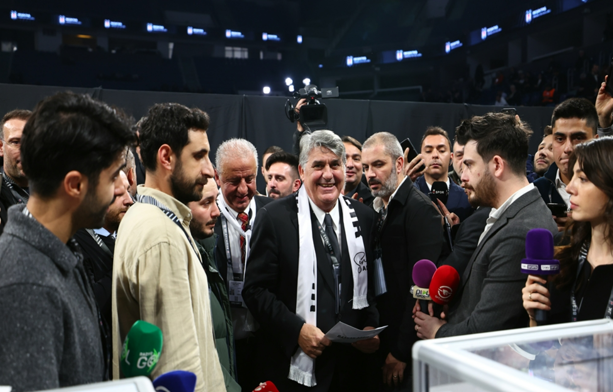 Beşiktaş'ın yeni başkanı Serdal Adalı 2 Beşiktaş'ın yeni başkanı Serdal Adalı