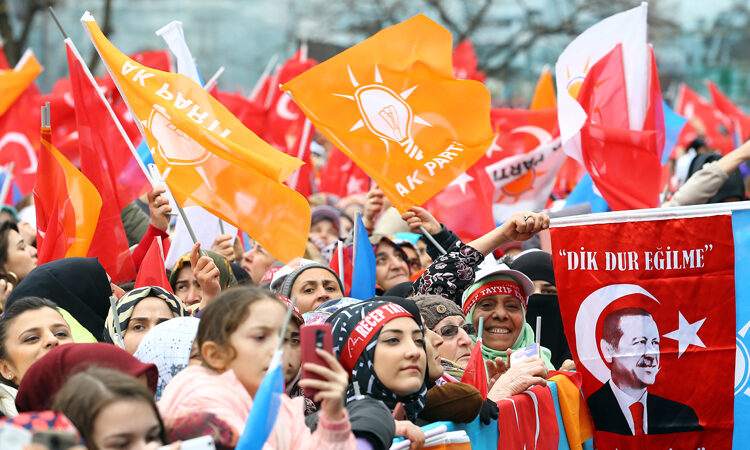 Onlara göre doğru tercih ama AK Partili seçmenin yüzde 30,7’si asgari ücretin 30 bin TL olması istiyor