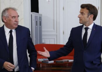 Fransa’da yeni başbakan belli oldu