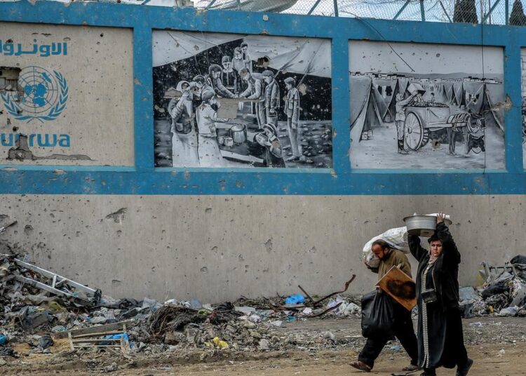 UNRWA: Gazze’de tüm savaş kuralları ihlal edildi, dünya buna alışmamalı