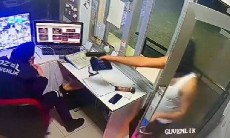 Adana’da kadın güvenliğin başına silah dayayarak rehin alan şahıs uzman çavuş çıktı