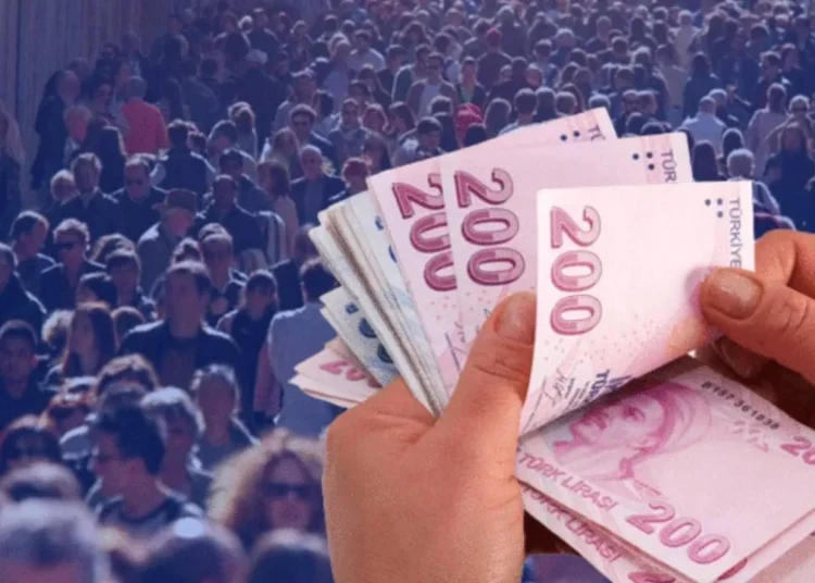 Asgari ücrette en güçlü senaryo! Gözler üçüncü toplantıda 1 Asgari ücrette en güçlü senaryo! Gözler üçüncü toplantıda