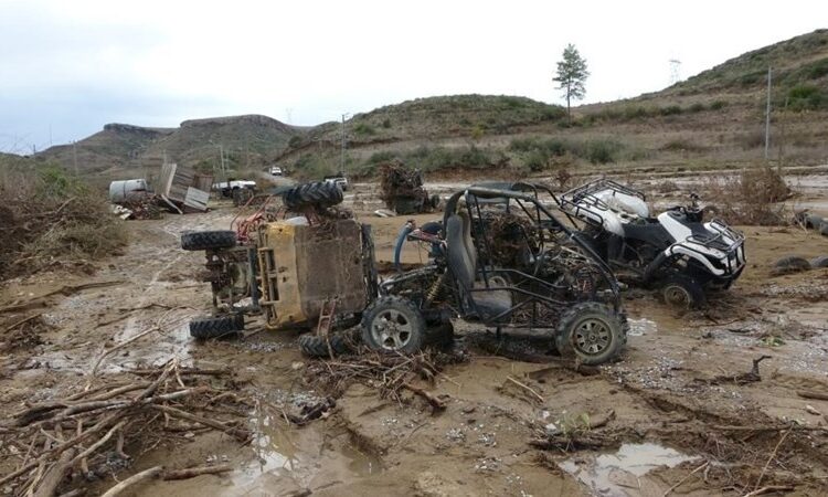 Antalya’da safari tesisini sel aldı! Onlarca ATV kayıp 1 Antalya’da safari tesisini sel aldı! Onlarca ATV kayıp