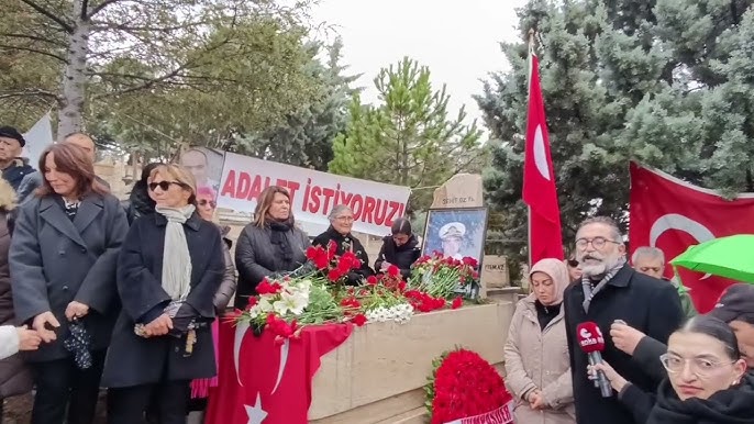 Ayşe Ateş, Ali Tatar'ı anma törenine katıldı: Aynı yerden yandık, düşmanımız aynı 4 Ayşe Ateş, Ali Tatar'ı anma törenine katıldı: Aynı yerden yandık, düşmanımız aynı
