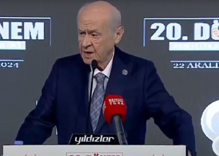 Devlet Bahçeli: İmralı ile görüşmeler sonunda terörün bittiği açıklanmalı