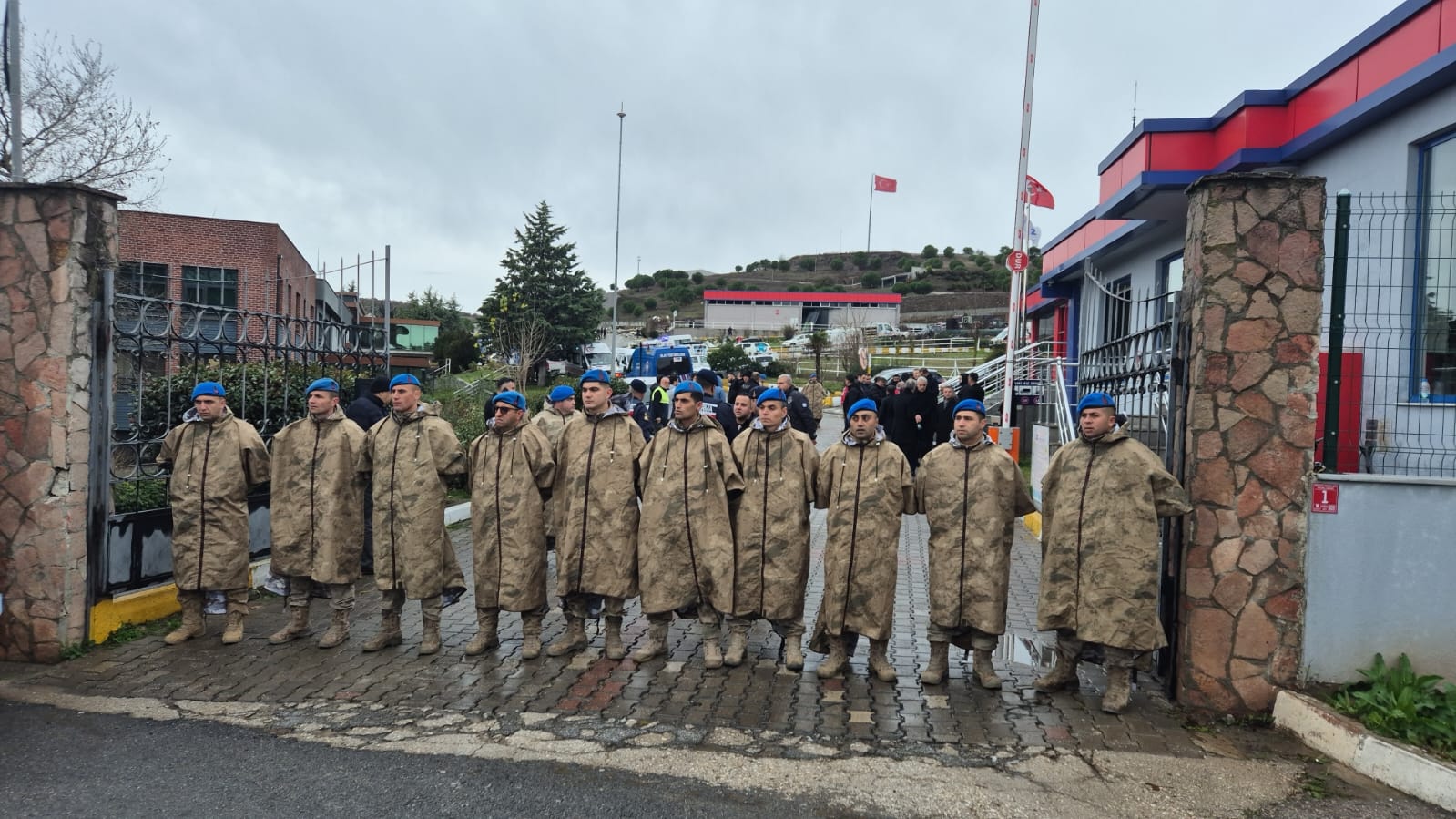 Balıkesir Valisi: Patlamada sabotaj ihtimali yok! 6 Balıkesir Valisi: Patlamada sabotaj ihtimali yok!