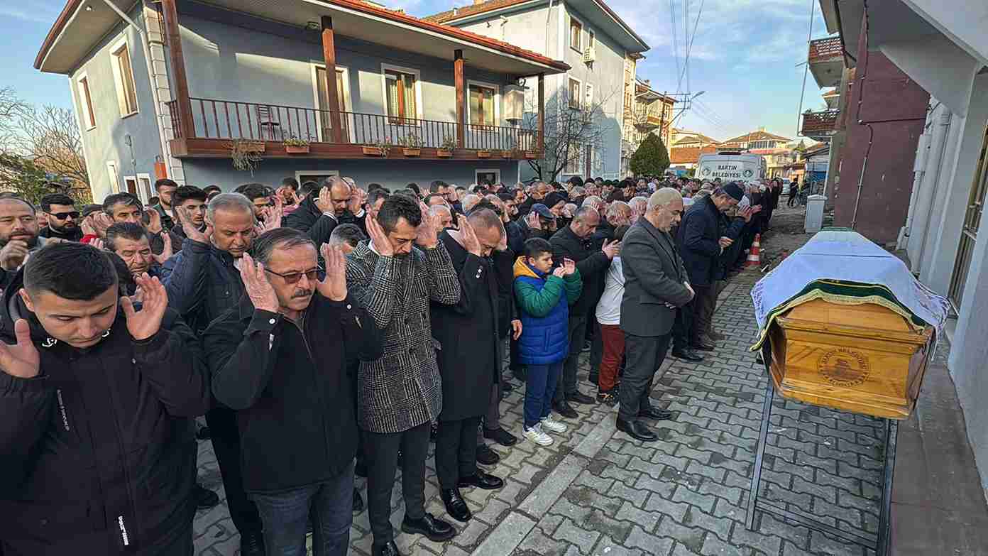 5’i de kazada can verdi; aynı lise ve üniversiteyi okumuşlar