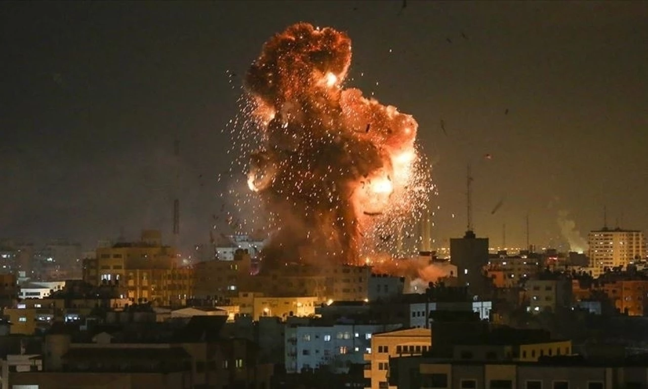 İsrail’in Suriye Tartus’a attığı bomba 3 şiddetinde sarsıntı oluşturdu 4 İsrail’in Suriye Tartus’a attığı bomba 3 şiddetinde sarsıntı oluşturdu