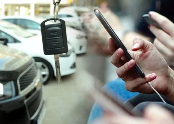 Ticaret Bakanlığı’ndan taksitli telefon ve otomobil almayı zorlaştıran düzenleme