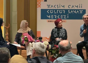 Cihan Aktaş, edebiyatta 40. yılını okurlarıyla kutladı