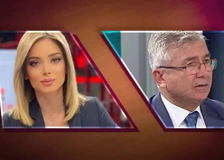 Prof. Caşın, ‘gözüne sokarız’ deyince kadın spiker uyardı 1 Prof. Caşın, ‘gözüne sokarız’ deyince kadın spiker uyardı