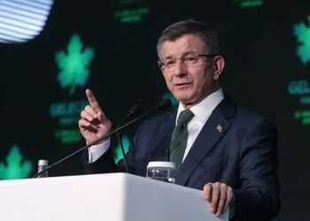 Davutoğlu: Esad, Erdoğan’a verdiği küstah cevapların bedelini ödüyor