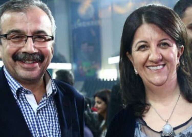 Bakanlıktan izin çıktı, DEM Parti heyeti haftasonu İmralı'ya gidebilir 1 Bakanlıktan izin çıktı, DEM Parti heyeti haftasonu İmralı’ya gidebilir