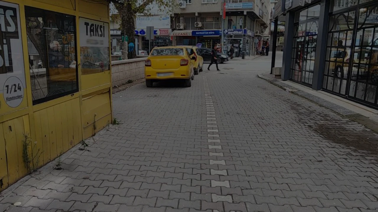 Taksiciyi bıçaklayarak gasp etmeye çalıştı, mahkeme serbest bıraktı! 3 Taksiciyi bıçaklayarak gasp etmeye çalıştı, mahkeme serbest bıraktı!
