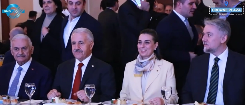 Binali Yıldırım'dan Üsküdar Belediye Başkanı Sinem Dedetaş'a övgü dolu sözler 2 Binali Yıldırım'dan Üsküdar Belediye Başkanı Sinem Dedetaş'a övgü dolu sözler