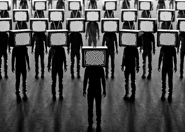Suna Yaman yazdı I Televizyondan taşan toplum: Yarayı derinleştiren yayınlar 1 Suna Yaman yazdı I Televizyondan taşan toplum: Yarayı derinleştiren yayınlar