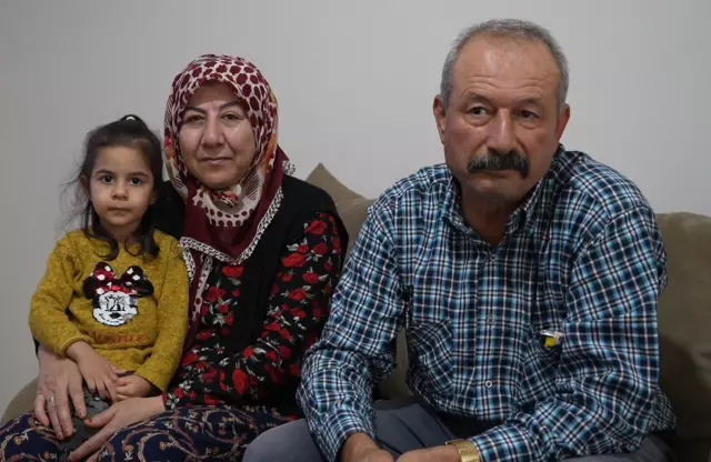 ‘Gazze’ye diye gidip Suriye’de hapse atılan Manisalı genç de özgürlüğüne kavuştu 3 ‘Gazze’ye diye gidip Suriye’de hapse atılan Manisalı genç de özgürlüğüne kavuştu