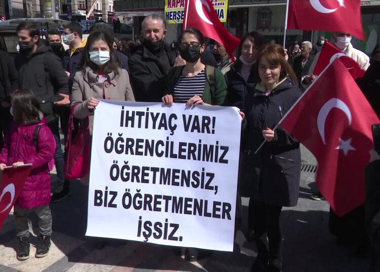 Ataması yapılmayan öğretmenler Ankara’ya yürüyecek 1 Ataması yapılmayan öğretmenler Ankara’ya yürüyecek