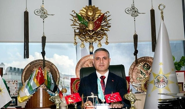 ‘Erdoğan’ın kefenli askerleriyiz’ diyen Osmanlı Ocakları Genel Başkanı dolandırıcılıktan tutuklandı 2 ‘Erdoğan’ın kefenli askerleriyiz’ diyen Osmanlı Ocakları Genel Başkanı dolandırıcılıktan tutuklandı