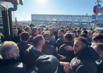 15 Temmuz Otogarı’nda İBB’ye zam protestosu gerginliği
