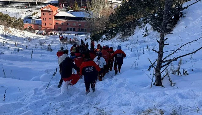 Palandöken'de çığ felaketi: 1 genç sporcu hayatını kaybetti!
