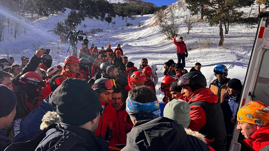 Çığ altında kalan genç judocu kurtarılamadı