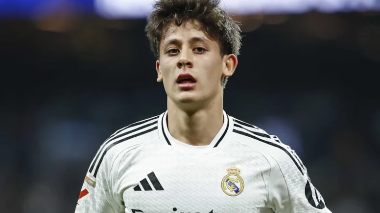 Real Madrid rahat kazandı, Arda Güler kariyerine bir kupa daha ekledi 3 Real Madrid rahat kazandı, Arda Güler kariyerine bir kupa daha ekledi