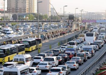 Zorunlu trafik sigortası azami prim artışı ticariler için yüzde 10, diğerleri için yüzde 5