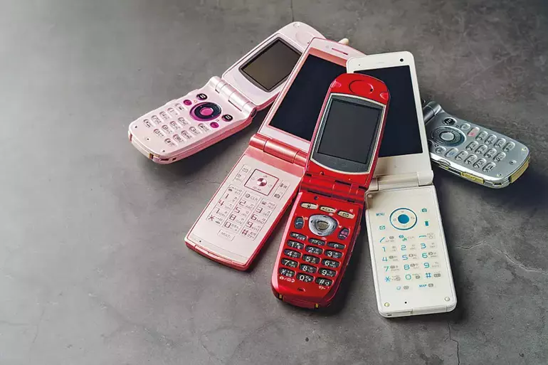 Bit pazarına nur yağdı; ‘zombi modu’ndan kurtulmak isteyen tuşlu telefon alıyor 2 Bit pazarına nur yağdı; ‘zombi modu’ndan kurtulmak isteyen tuşlu telefon alıyor