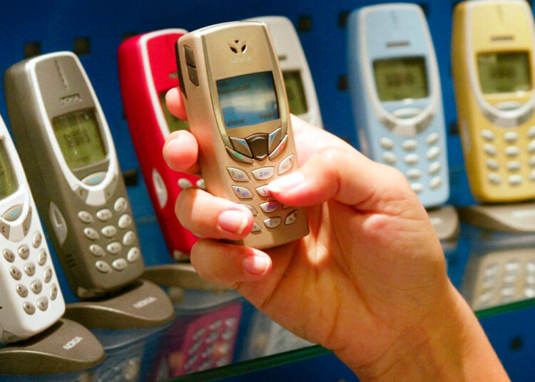 Bit pazarına nur yağdı; ‘zombi modu’ndan kurtulmak isteyen tuşlu telefon alıyor 1 Bit pazarına nur yağdı; ‘zombi modu’ndan kurtulmak isteyen tuşlu telefon alıyor