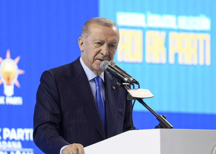 Erdoğan: Hayatımda hiç kırmızı kart görmedim 1 Erdoğan: Hayatımda hiç kırmızı kart görmedim