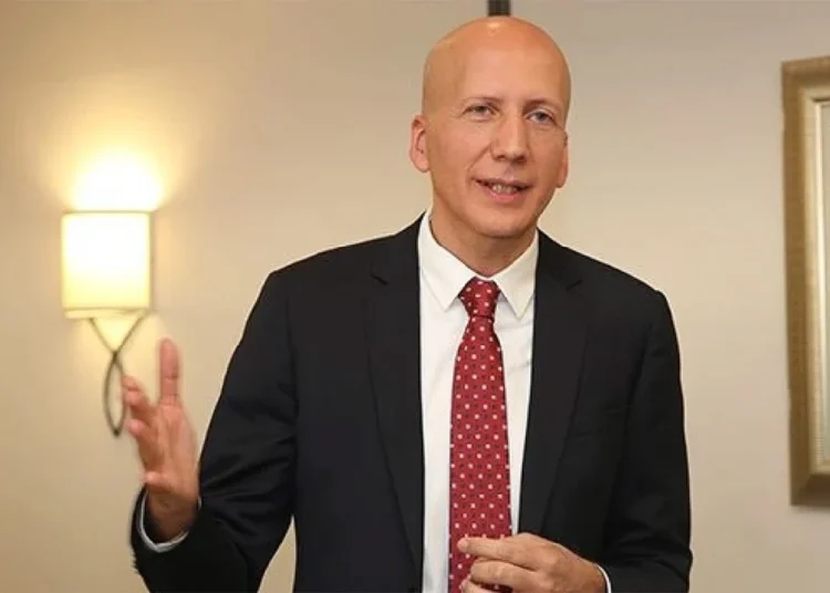 Ünlü ekonomist mayıs ayı için uyardı: 'Yeni şoklara hazır olmak lazım' 1 Yemek sektöründe dünya ortalamasını katladık! Dünyanın en pahalı ülkesiyiz