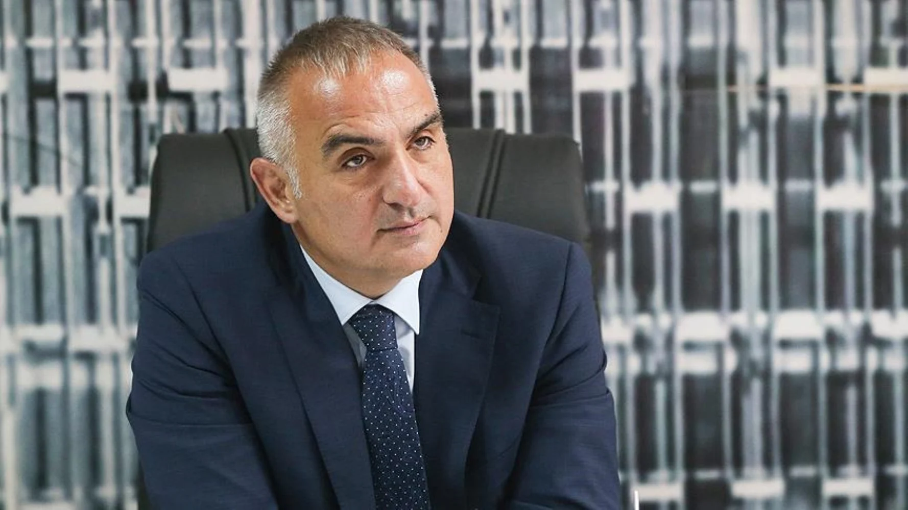 Nuray Babacan yazdı: Kültür ve Turizm Bakanı Nuri Ersoy 'istifasını sundu'