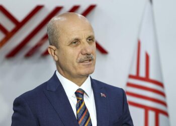 YÖK, meslek yüksekokullarının eğitim modelinde kapsamlı değişim kararı aldı