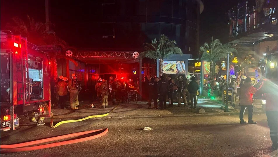 Ataşehir’de otelde çıkan yangında 3 kişi hayatını kaybetti, 3 ağır yaralı!