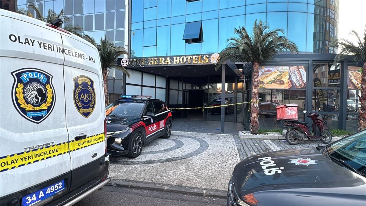 Ataşehir’de otelde çıkan yangında 3 kişi hayatını kaybetti, 3 ağır yaralı!