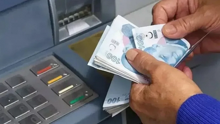 Bankalar güncellemeye gitti, ATM'lerde para çekme limitleri yükseltildi 1 Para çekme limiti arttı ama ATM’ler küçük paraları ne veriyor, ne alıyor