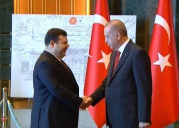 AK Partili eski milletvekili Denizolgun, Saray danışmanlarını Erdoğan’a ihbar etti 10 AK Partili eski milletvekili Denizolgun, Saray danışmanlarını Erdoğan’a ihbar etti