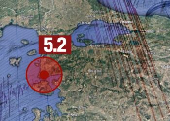 Çanakkale’de şiddetli deprem: 5,2